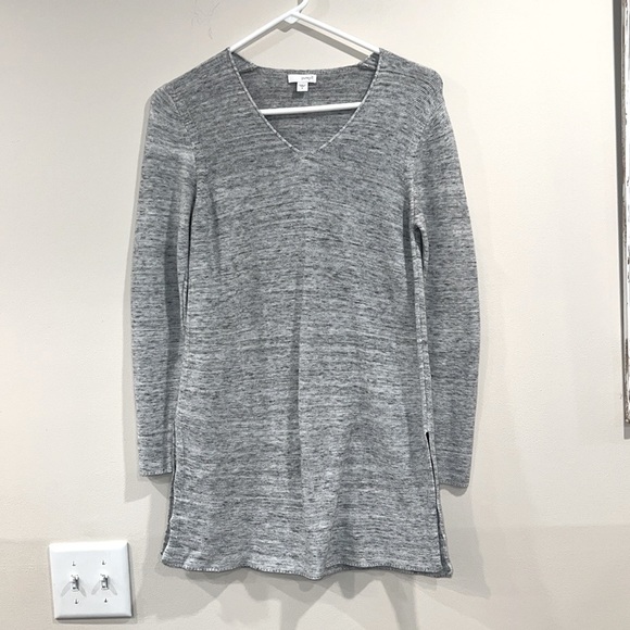 🔥J.Jill Gray V-Neck Knit Pullover🔥 - Picture 2 of 6